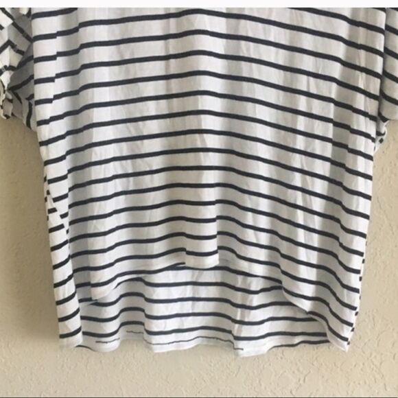 ✨4xHP✨Massimo Striped Zipper Back Tee✨ - Picture 4 of 4